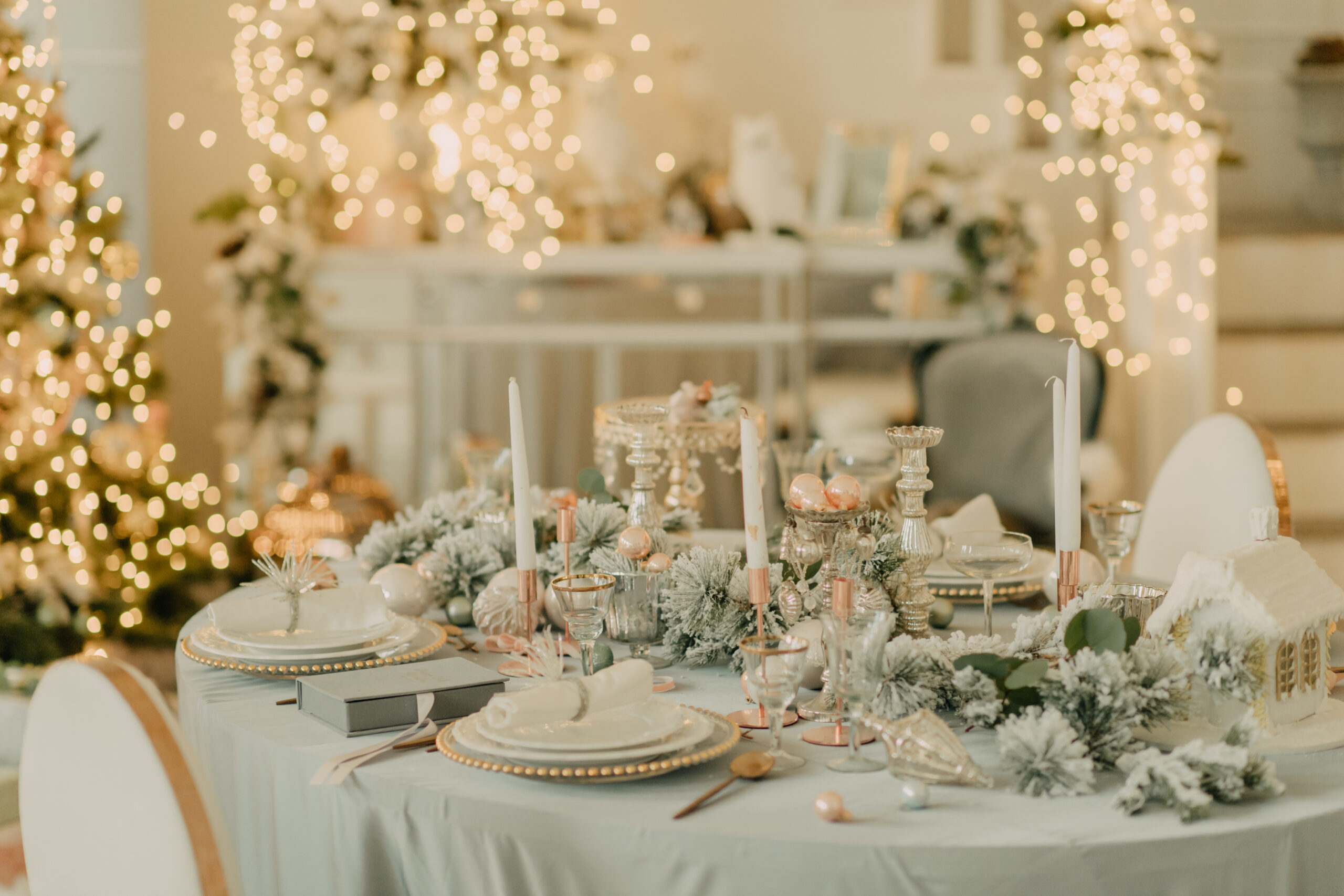 Decorated,New,Year's,Table,In,Light,Turquoise,Colors